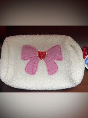 NWT Spritz Large Soft White Clutch/Pouch with Pink Bow and Red Sequin Heart